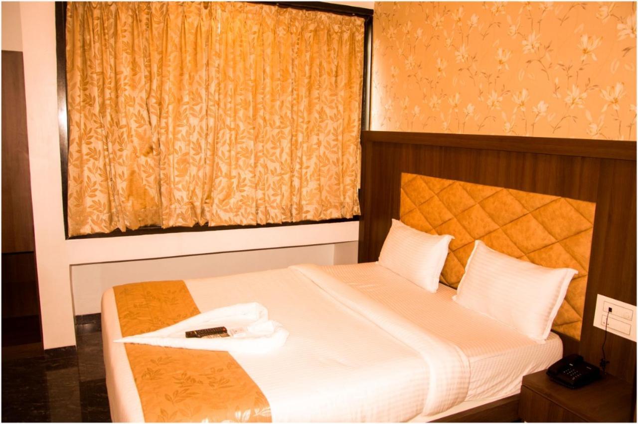Glitz Hotels The Ar Residency - Nr Thane Railway Station מראה חיצוני תמונה