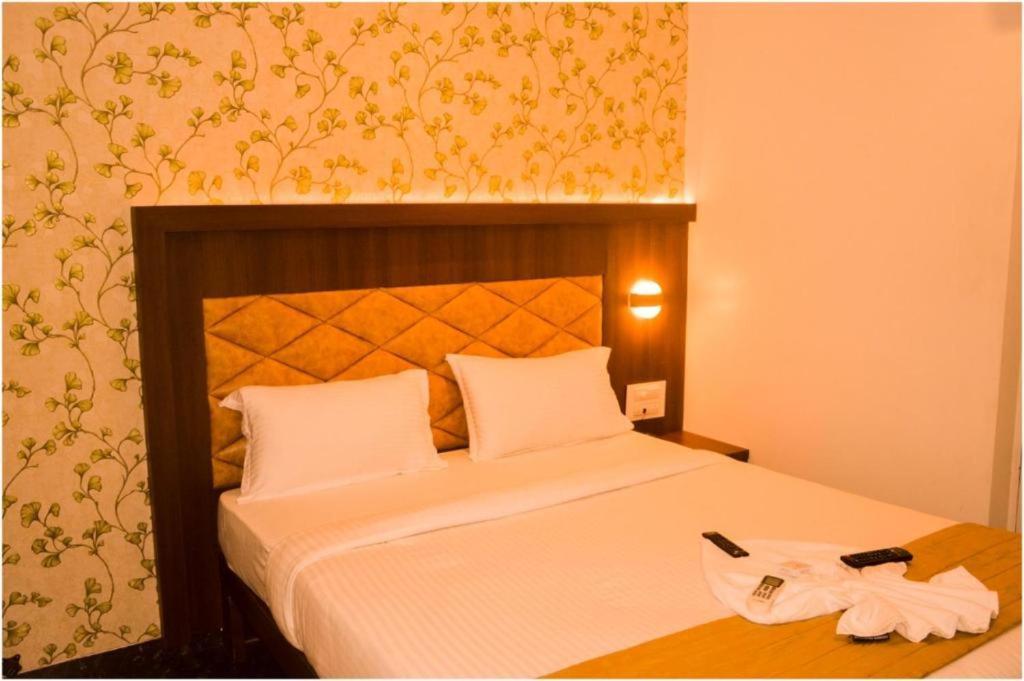 Glitz Hotels The Ar Residency - Nr Thane Railway Station מראה חיצוני תמונה